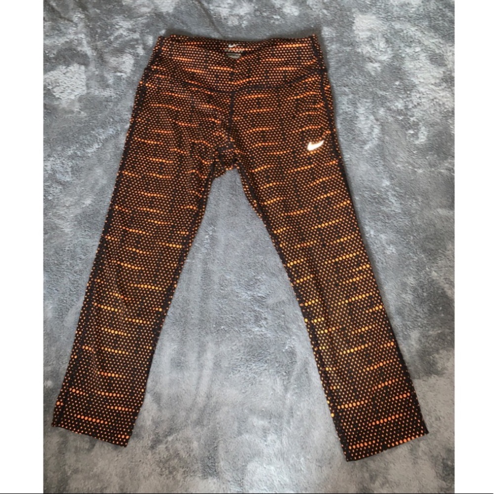 Nike crop leggings